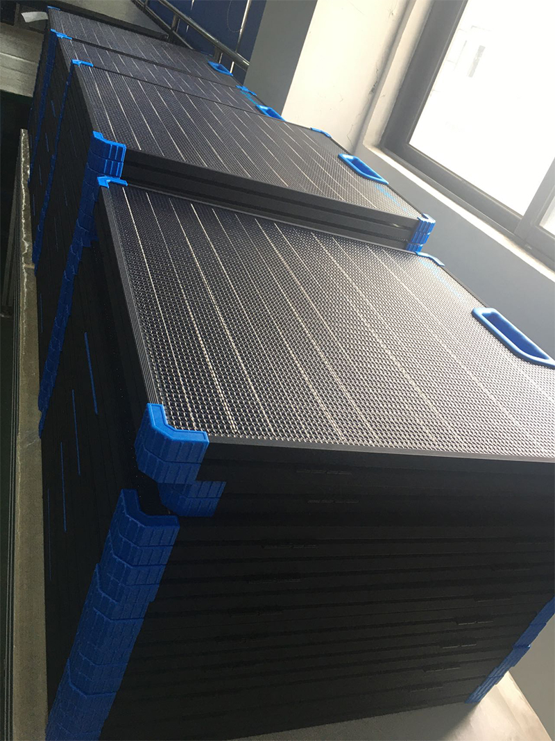 220W Portable Solar Charge
