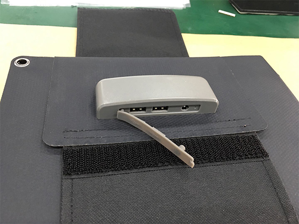 135W Flodable SUNPOWER High Efficiency 25% Solar Charger-Solar Blanket 2FFM115C-NEWLIGHT ENERGY