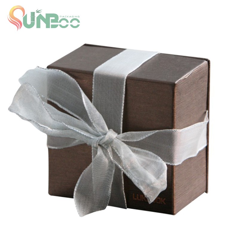 Caixa de presente quadrado bonito com ribbon-sp-box049